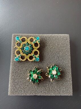 Gold-Tone Green Crystal Floral Brooch and Clip-On Earrings Set